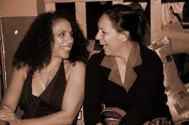 min 2006 10 31 latino 201 sepia